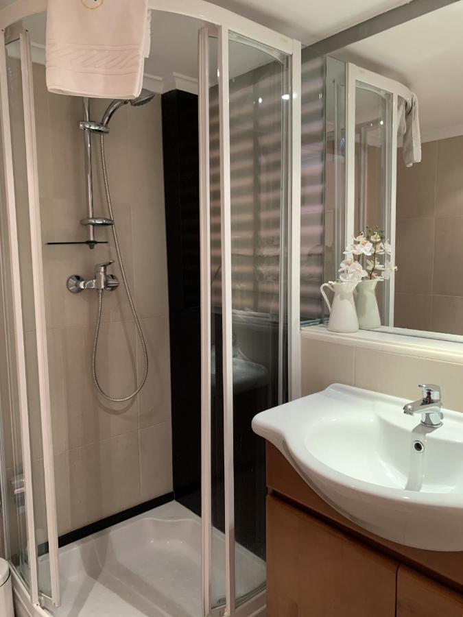 Duplex Apartment With Terrace In Cascais Downtown Eksteriør billede